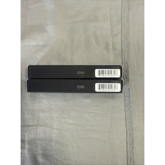 2 NARS Radiant Creamy Concealer Light 1 Chantilly 0.22 oz NEW in Box - Picture 3 of 3